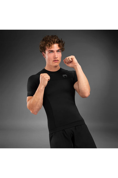 Venum G-Fit Air Rashguard Short Sleeve