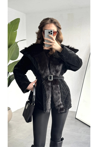 Lila Moda Women's Aurora Fur Detailed Puffer Coat