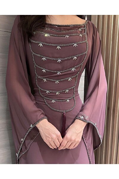 NASMA A soft and elegant dress