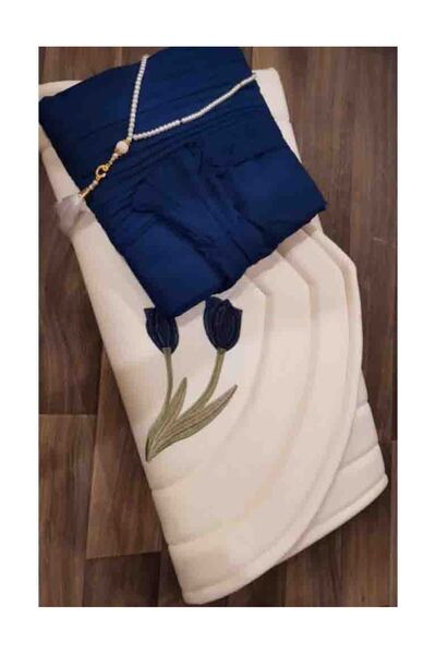Gerenic A women's prayer set in cream and navy blue, consisting of a padded p...