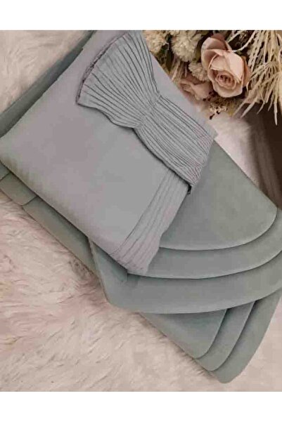 Gerenic Prayer set includes a padded prayer mat and a light blue pleated pray...