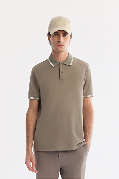 Avva Men's Green Unbreakable Polo Collar Magnet Button Technical Fabric T-Shi...