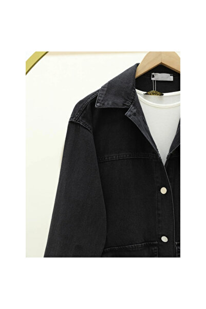 trend_ermege Oval cut denim shirt jacket with pocketed bag -black