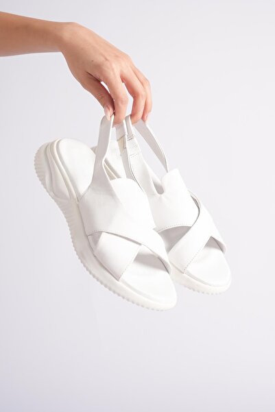 AYAKKABİSEPETİ WHITE GENUINE LEATHER WOMEN SANDALS