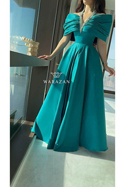 Warazan Long, soft evening dress, double flared style, high neck