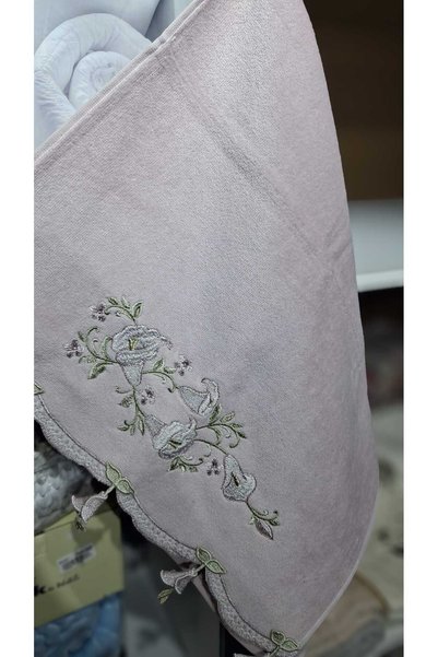 VELLON HOME Zambak Velvet Embroidered Towel 50 X 90