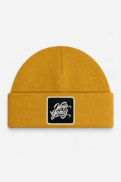 BlackBörk Keep Going Logo Camel Beanie