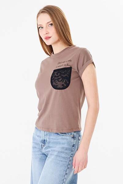 Sortie Women's Lace Pocketed Text Printed Basic Tshirt Brown
