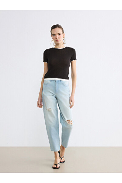 LC Waikiki Nevavm Women's Jean Pants with Ripped Detail and Boyfriend Style