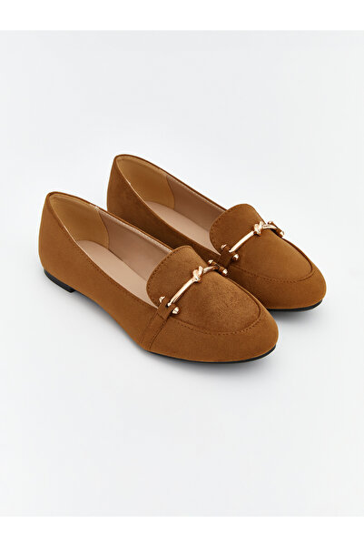 LC Waikiki أحذية نسائية كلاسيكية بمظهر جلد الغزال