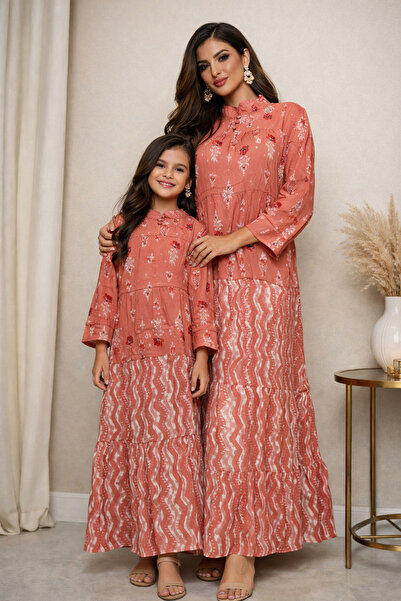 THOGUE Luxurious pink mother and daughter jalabiya