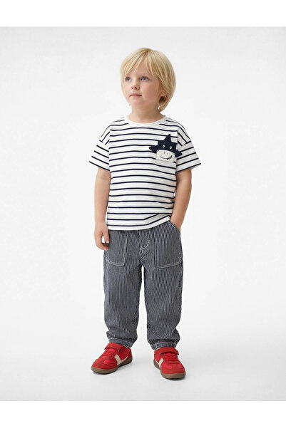 Koton Памучна тениска с къс ръкав, велосипедна яка и апликация, на райета