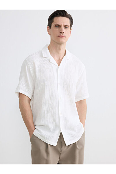 LC Waikiki قميص رجالي من GiyÇık Store den Ecru Regular Fit Resort Yaka Muslin