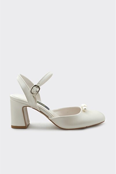 derinet İnci Aksesuarlı Bilekten Bantlı Kadın Abiye Ayakkabı