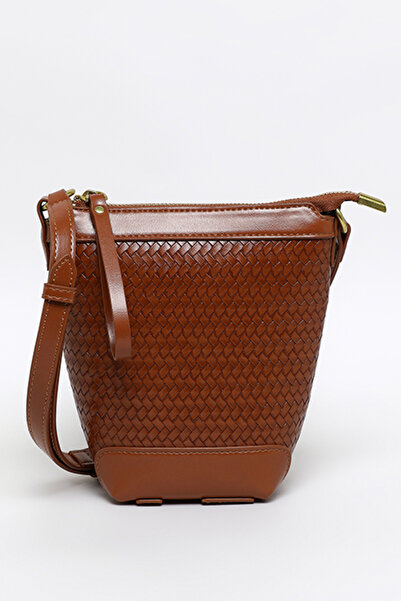 R&B Women's BROWN Braided Bucket Bag