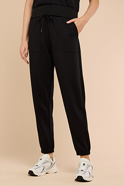 R&B Women's Black Solid Joggers with Drawstring Waist