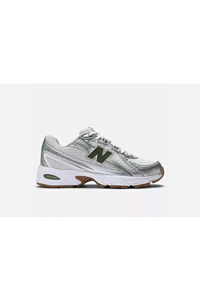 New Balance 740 Sneakers