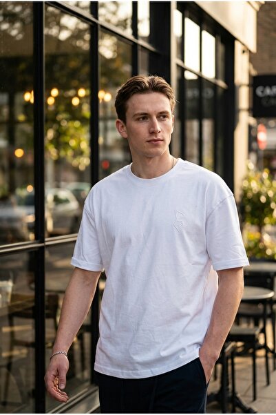 bombe Men's Printed Semi-Oversize T-Shirt