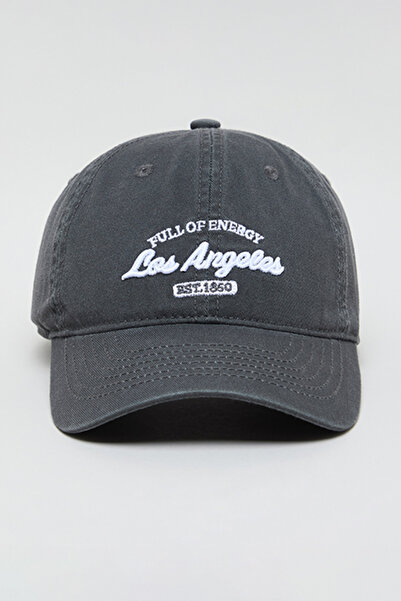 R&B Men's Gray Embroidered Baseball Cap