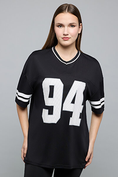 R&B Women's Black Printed Boxy T-Shirt with Crew Neck and Short Sleeves
