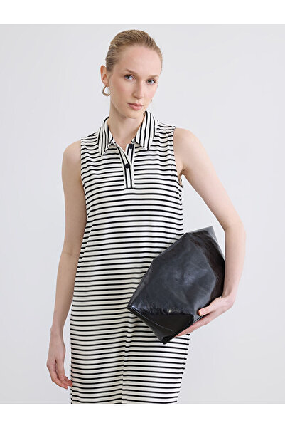 LC Waikiki LCW EVERYDAY Μαύρο Φόρεμα με Γιακά Πόλο Ριγέ άνοιγμα