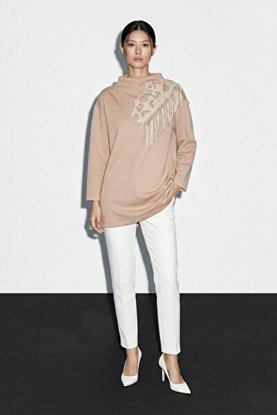 Mizalle Püskül Troklu Yüksek Yaka Bej Rengi Scuba Tunik