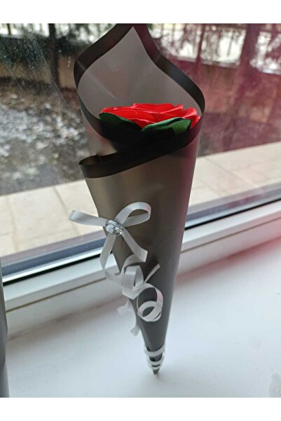 Eom RED ROSE MINI-BOUQUET
