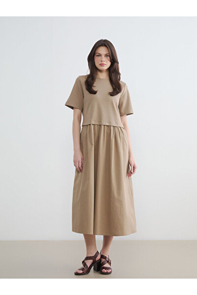 LC Waikiki فستان LCW Vision باللون الكاكي بياقة دائرية ورباط