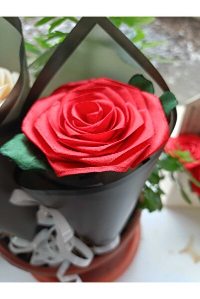 Eom RED ROSE MINI-BOUQUET
