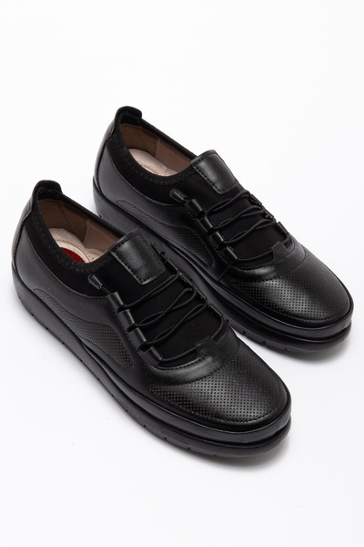 Yüce Günlük İçi Tamamen Deri Ortopedik Tam Kalıp Yumuşak Kadın Ayakkabı Büyük...