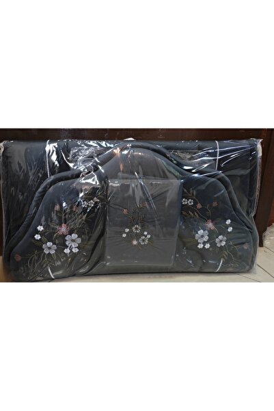 Barbie Fashion Prayer set, curtain, rug, and Quran holder