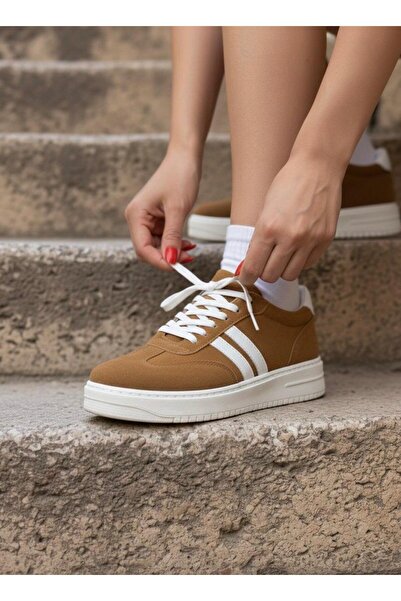 NOVELLAM SHOES Women's Mmooonnaaa Light Brown Suede Lace-Up Orthopedic Lightw...