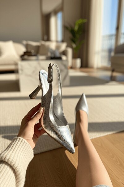 DURUNUN BUTİĞİ Dolipa Silver Side Buckle (8 cm) Pointed Toe Heeled Shoes