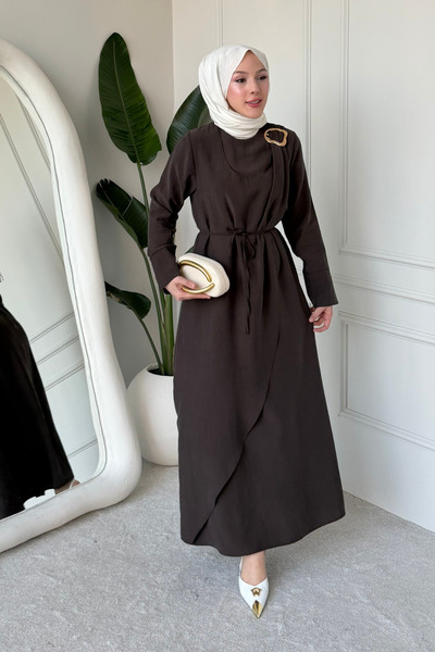 Tesettür Diyarı Goldest Cupra Tansel Tokalı Tesettür Elbise- Acı Kahve