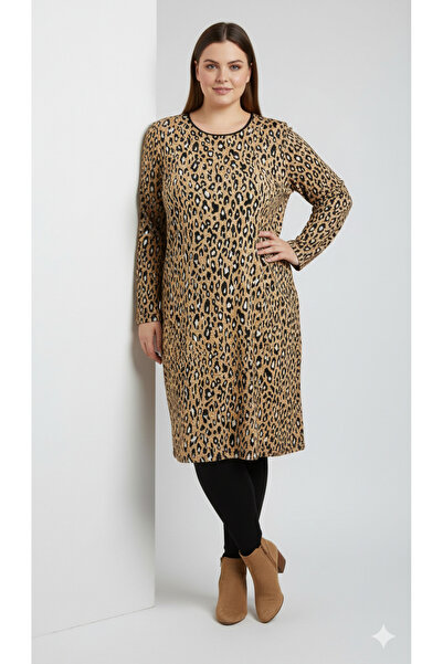 EsSo butik Büyük Beden Leopar Desenli Jakarlı Viskon Kumaş Tunik