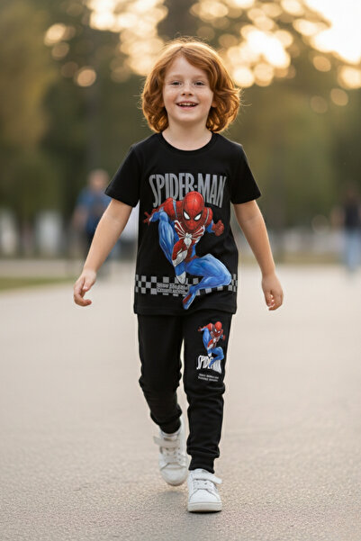 SPIDERMAN Момчешки комплект с мека блуза с принт на Спайдър-Мен и двуслоен до...