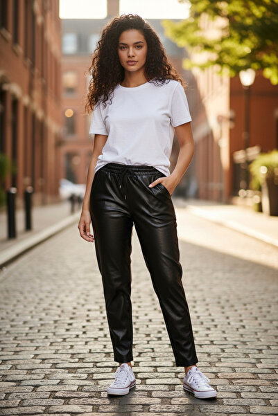 Star Fashion Women's pants made of eco- Leather , with drawstring and Stretch...