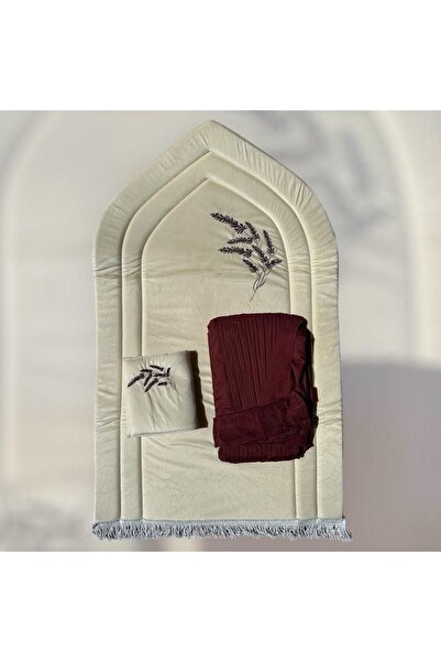 Generic Welcome the blessed month with peace and devotion: Luxurious velvet p...