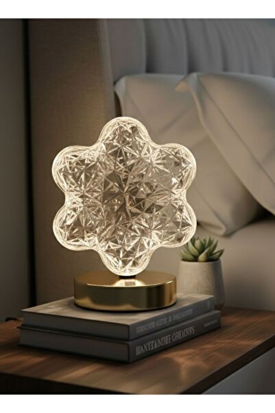 Premium مصباح طاولة فاخر من الكريستال على شكل نجمة LED بقاعدة ذهبية مزينة بدي...