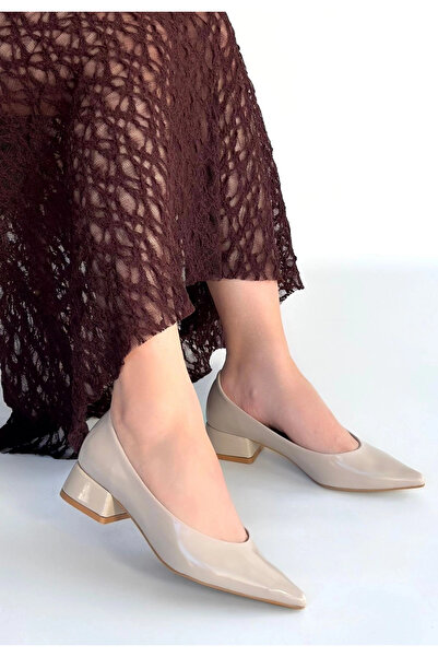hibiscus Ferla Beige Patent Leather Heeled Shoes