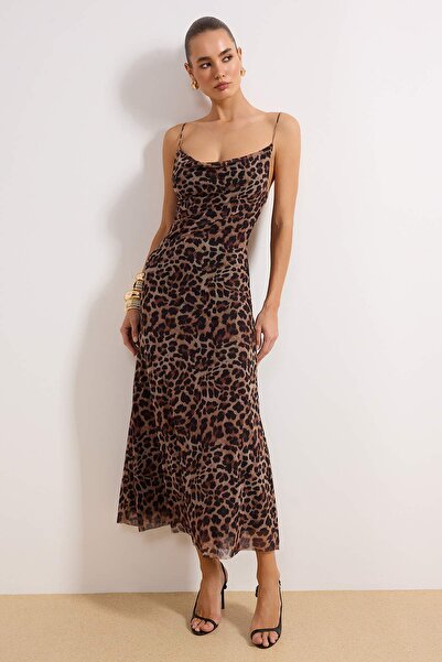 Trendyol Collection Mehrfarbiges, figurbetontes Dejag-Kleid mit Leopardenmust...