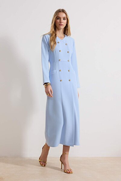 Trendyol Modest Blaues geknöpftes Kleid aus gewebtem Stoff TCTSS25EB00027