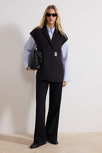 Trendyol Modest Schwarze zweireihige Weste aus gewebtem Stoff mit Verschluss ...