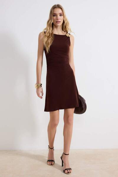 Συλλογή Trendyol Καφέ Bodycon Ασύμμετρο λαιμόκοψη Αμάνικο Μάξι Ελαστικό Πλεκτ...