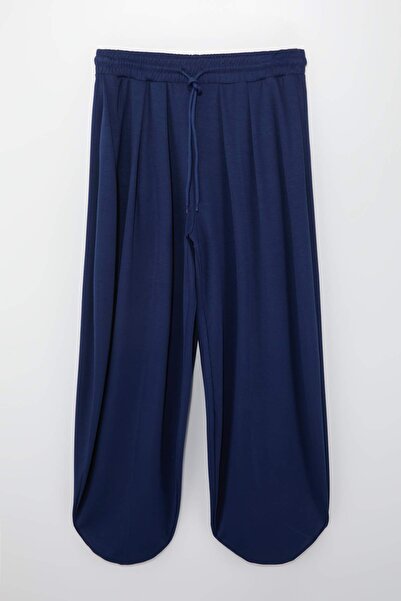 Trendyol Curve Navy Blue Pleated Plus Size Sweatpants with Elasticated Cuffs ...