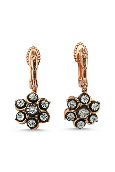 Assos Pırlanta 0.09 Karat Çiçek Figürlü Elmas Küpe