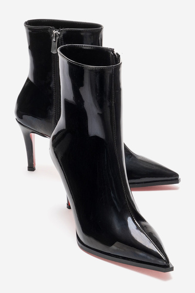 Ayakkabı Ateşi Дамски черни боти с къс ток от лакирана кожа до глезена Torina