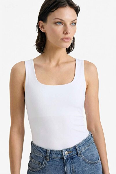 DeFacto U Collar Slim Fit Basic Athlete - C2622Ax24Sp