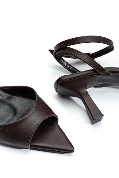 Entella Store Luce Women's Pointed Toe Bitter Brown Heeled Shoes