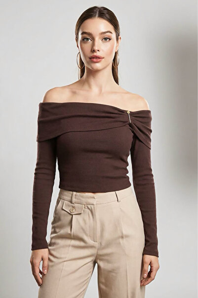 Seeh Brown Madonna Collar Buckle Detailed Blouse Sh357